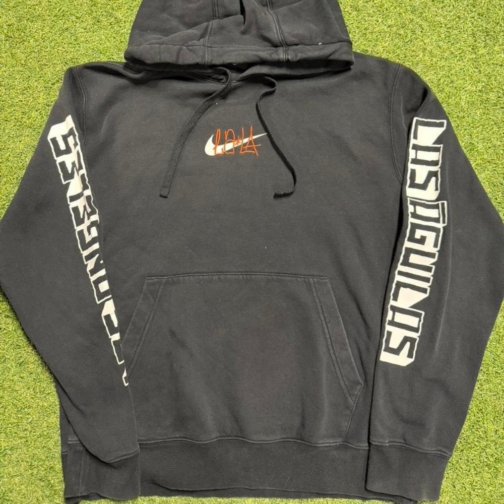 Nike black hoodie with orange and white accents Size S‎ #streetwear #loungewear